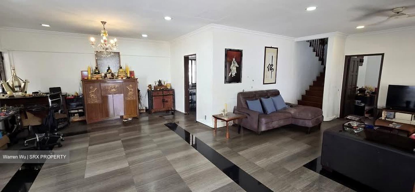 Simon Road (D19), Terrace #547608251
